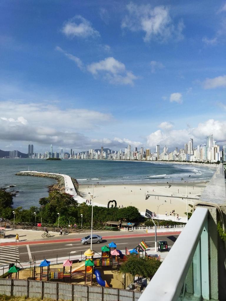 LOFT com garagem e piscina Prédio frente MAR photo 4