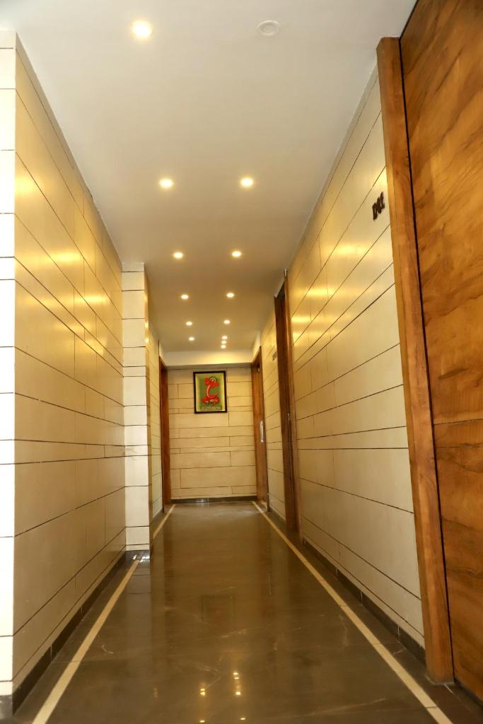 Hotel Dolphin Residency photo 3