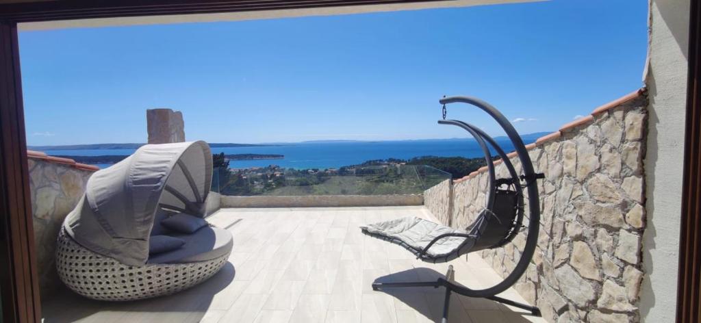 Stone hause Noa photo 2