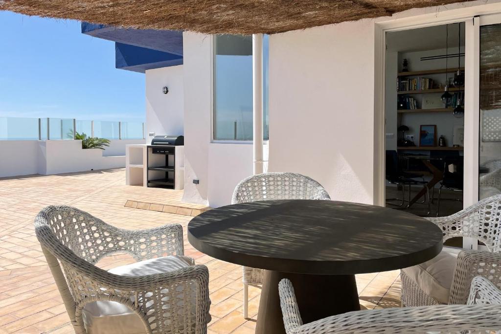 INFINITY Sunny Home by Cadiz4Rentals photo 1