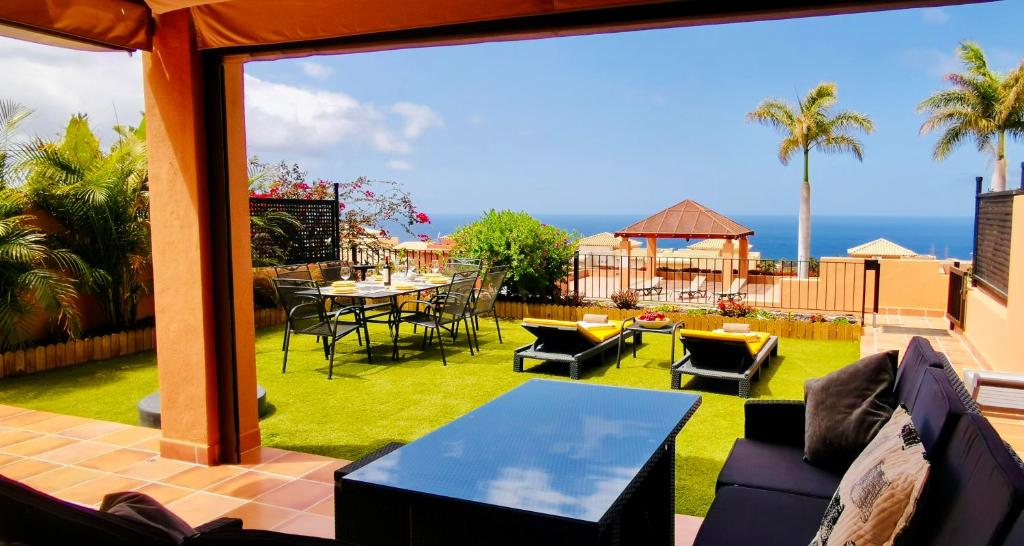 Villa mit Meerblick und Pool direkt am Golfplatz von Adeje photo 4