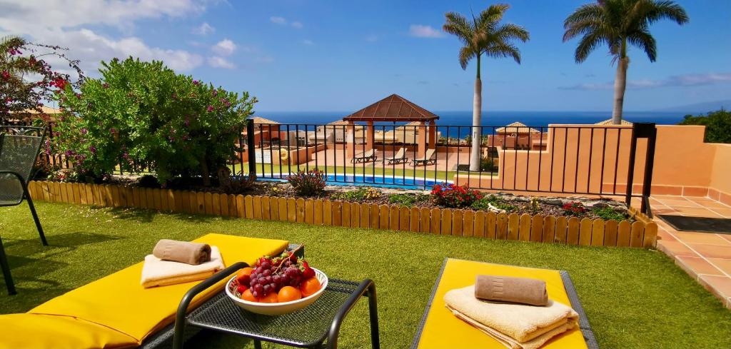 Villa mit Meerblick und Pool direkt am Golfplatz von Adeje photo 3