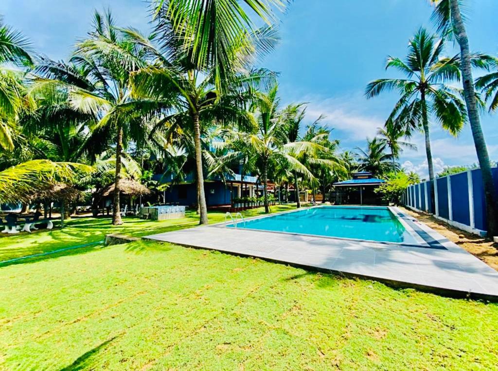 Nilaveli Hybrid Holiday Hotel photo 4