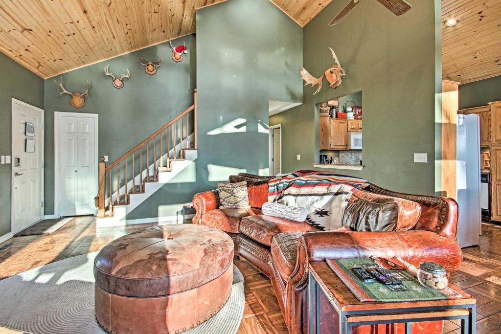 Waterfront Getaway with Fire Pit and Boat Slip! photo 4