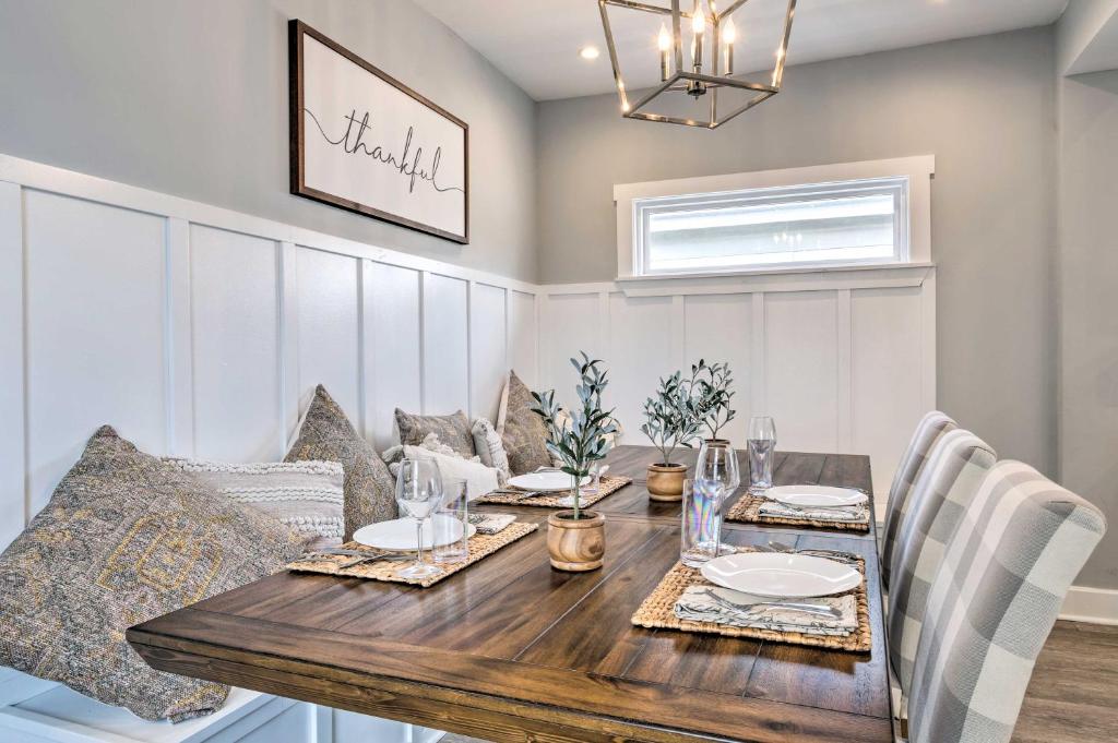 Family-Friendly Home Near Noblesville Square! photo 1