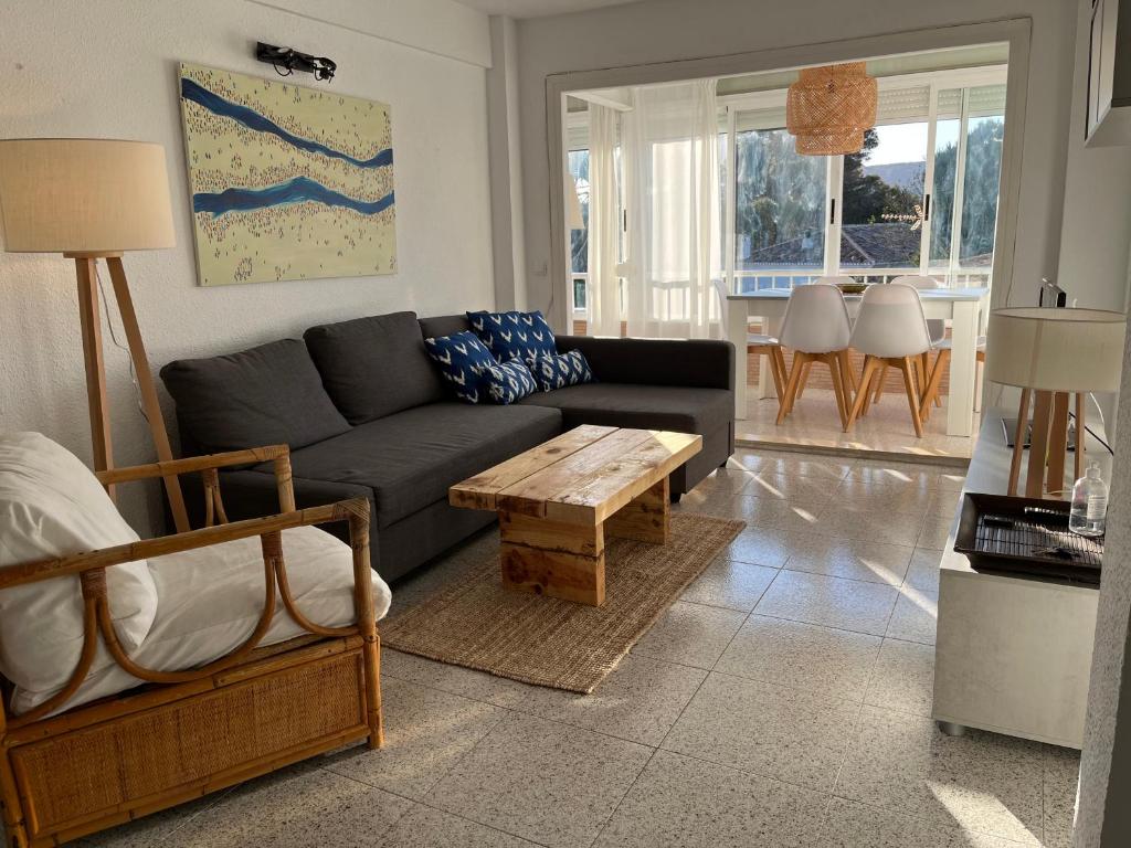 Apartamento RosarioyEmma - Primera línea de playa con vista mar photo 3