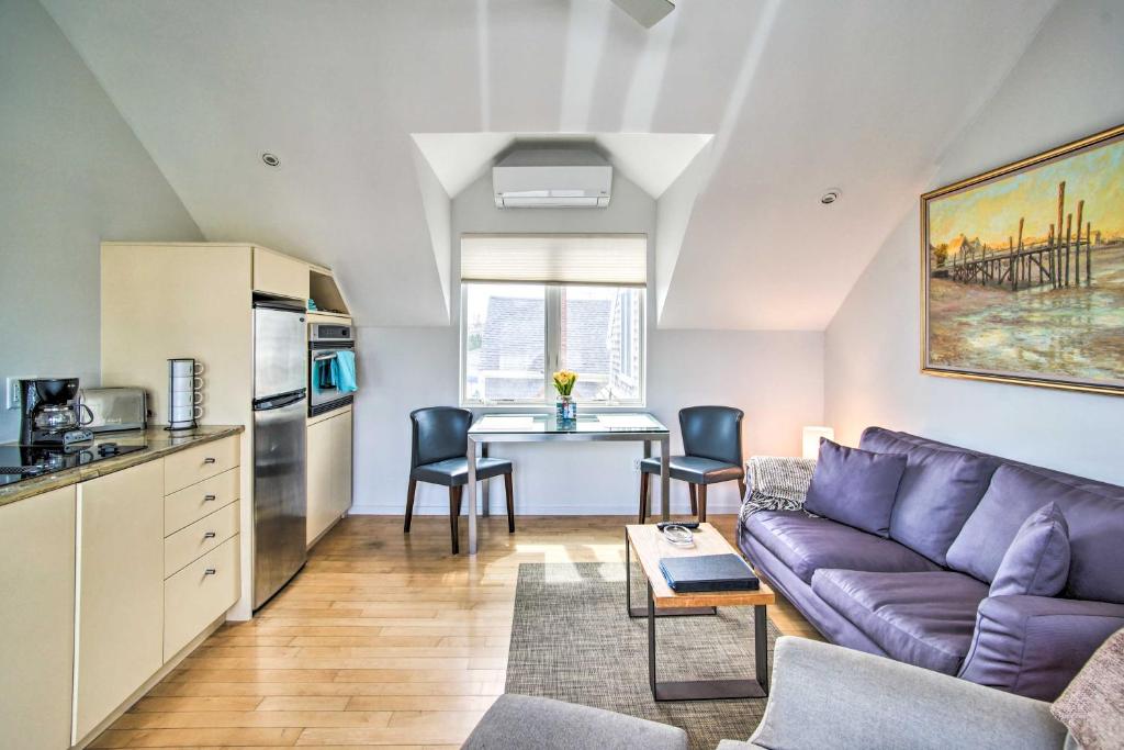 Bayfront Provincetown Condo on Commercial Street! photo 3