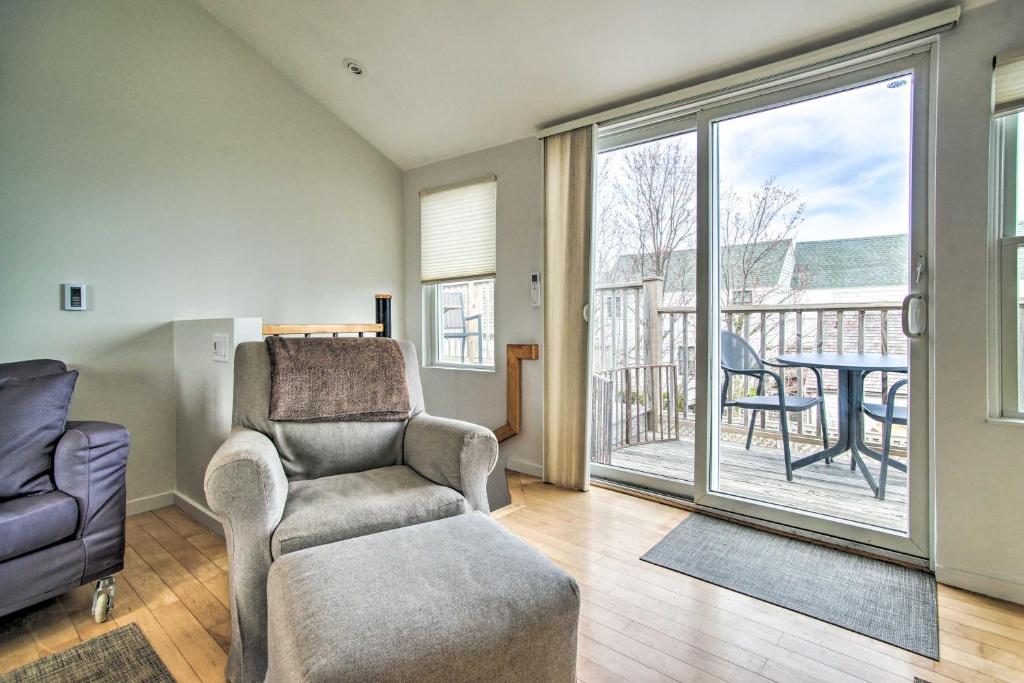 Bayfront Provincetown Condo on Commercial Street! photo 4