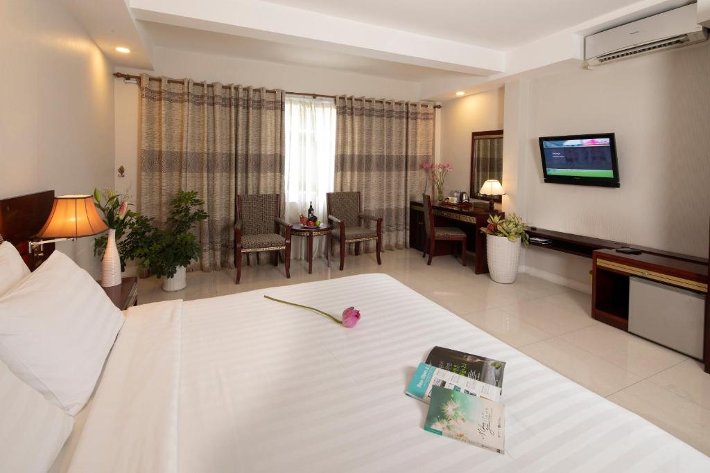 Sunshine Boutique Hotel Phu My Hung