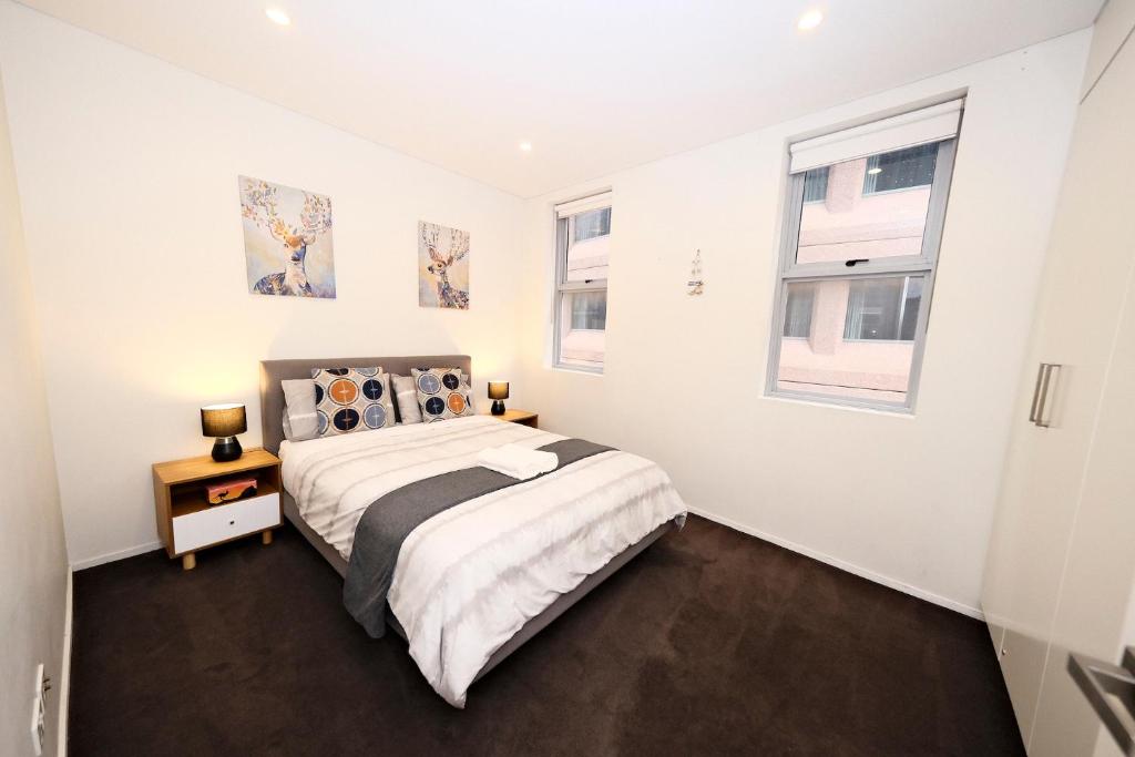 Superb 1 bed apartment in Syd CBD Darling Harbour photo 1