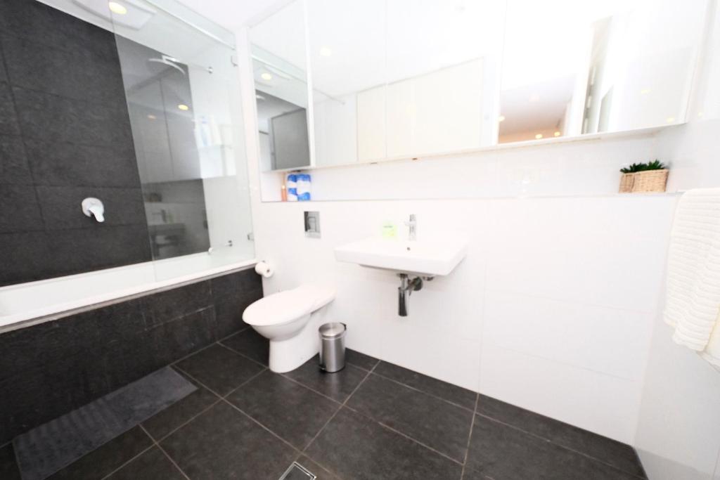 Superb 1 bed apartment in Syd CBD Darling Harbour photo 4