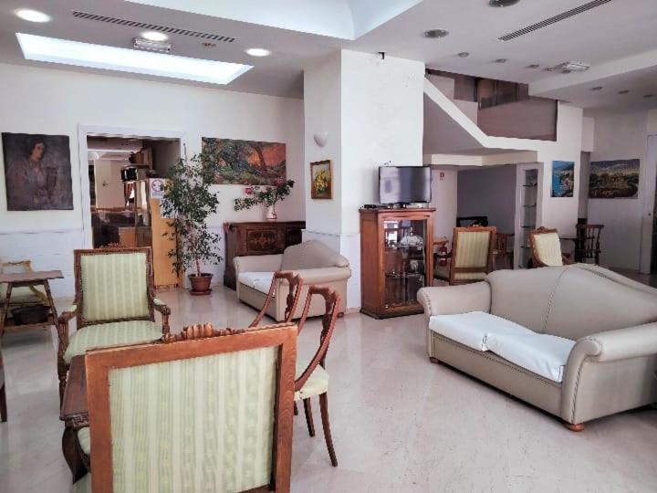 HOTEL PACE photo 4
