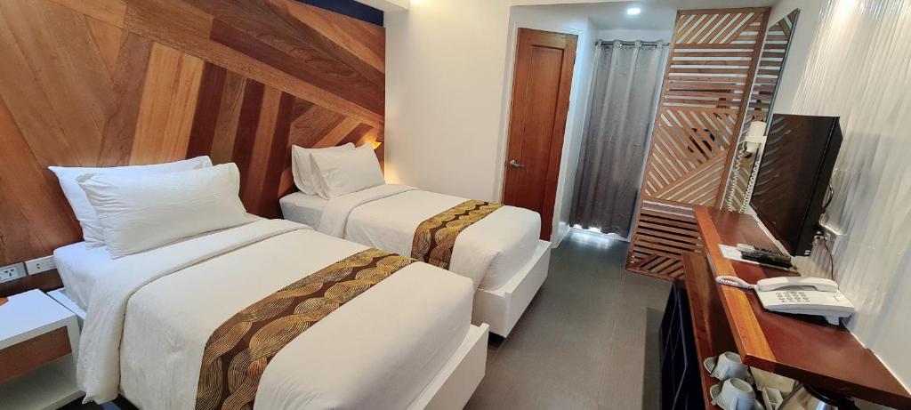The Paragon Boracay Suites photo 2