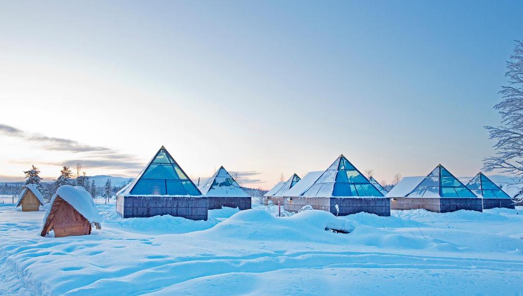 Aurora Pyramid Glass Igloos photo 4