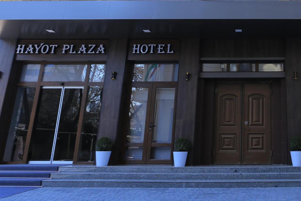 Hayot Plaza Hotel photo 1