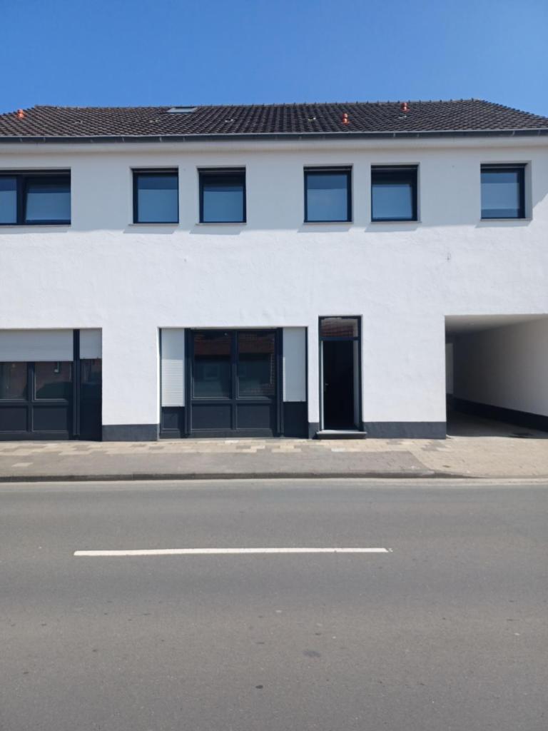 kleines boardinghouse - Tap to explore photos