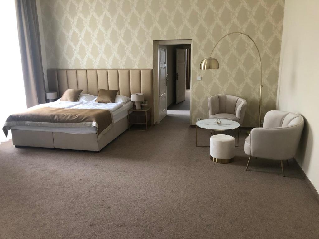 Hotel Panství Dlouhá Lhota photo 2