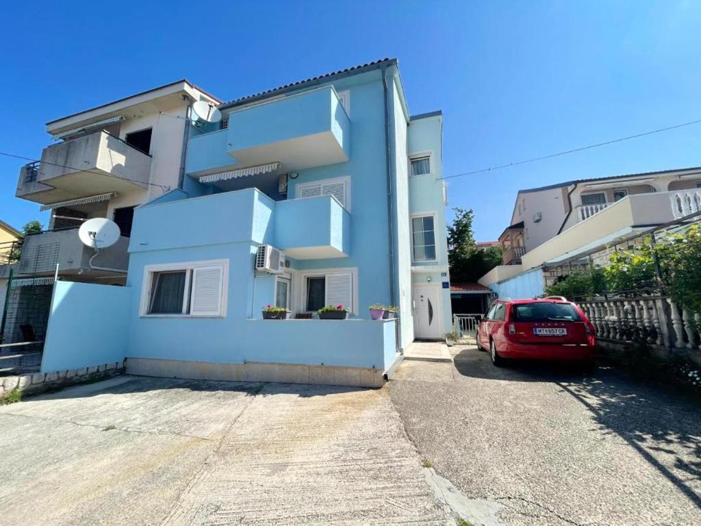One bedroom appartement with sea view furnished terrace and wifi at Jadranovo photo 2