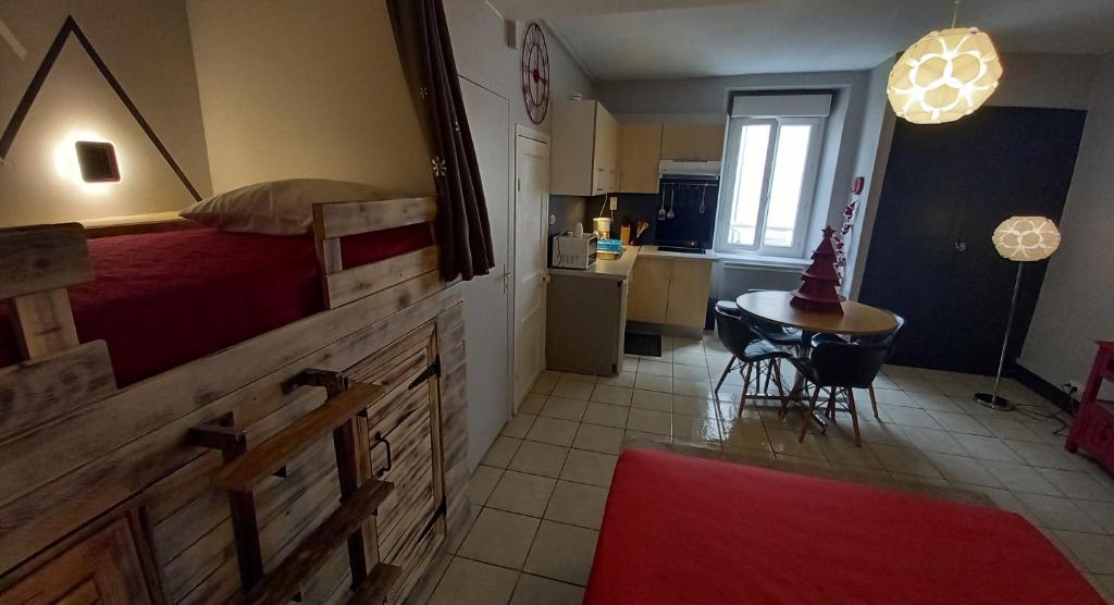 Un petit studio à la montagne photo 4