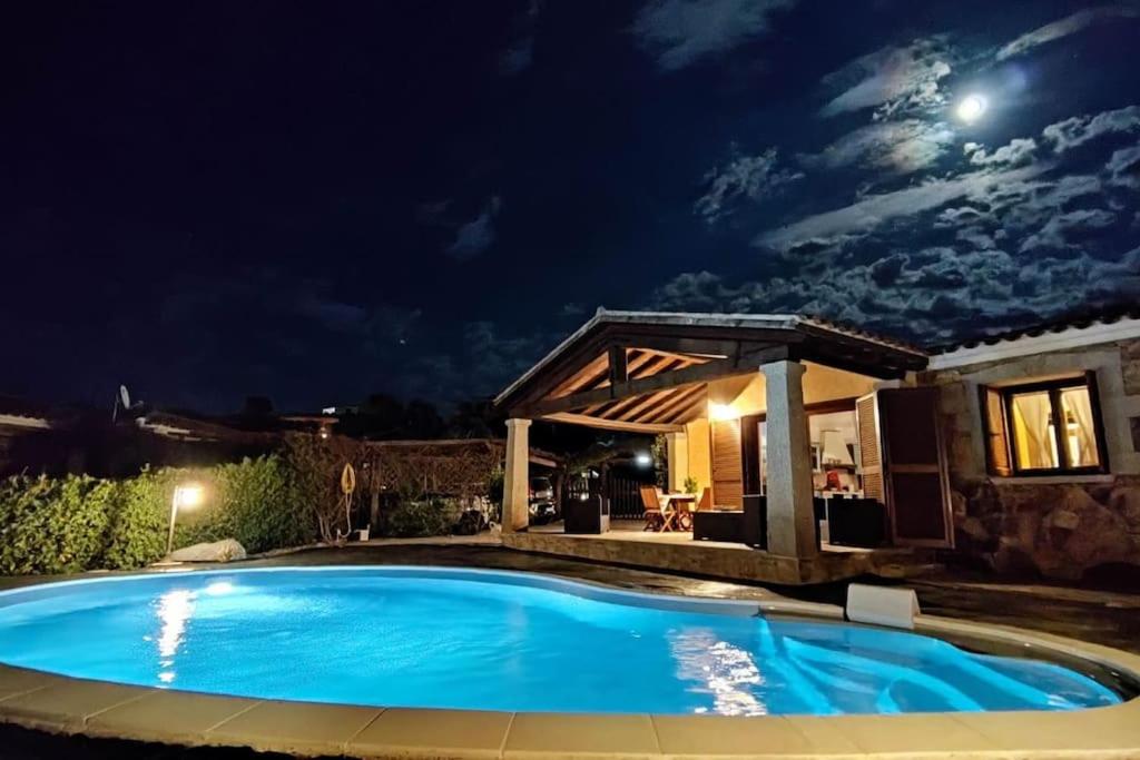 Villa Janas con piscina privata Budoni