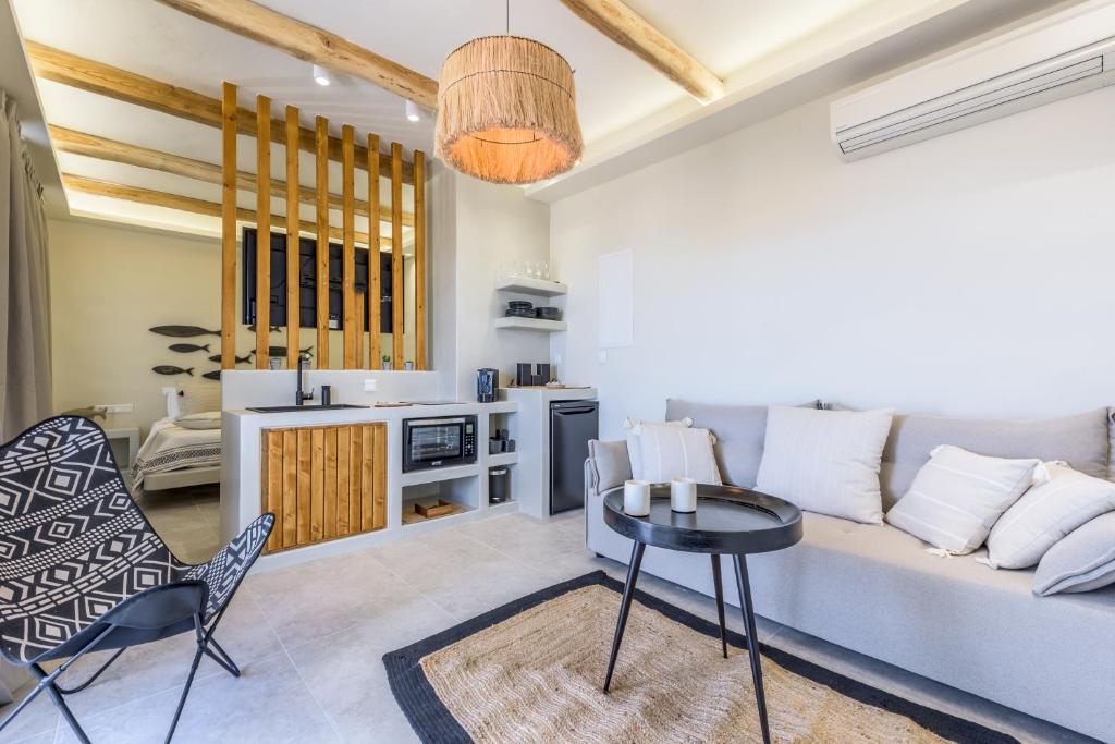 Ocean Pearl Luxurious Suite photo 2
