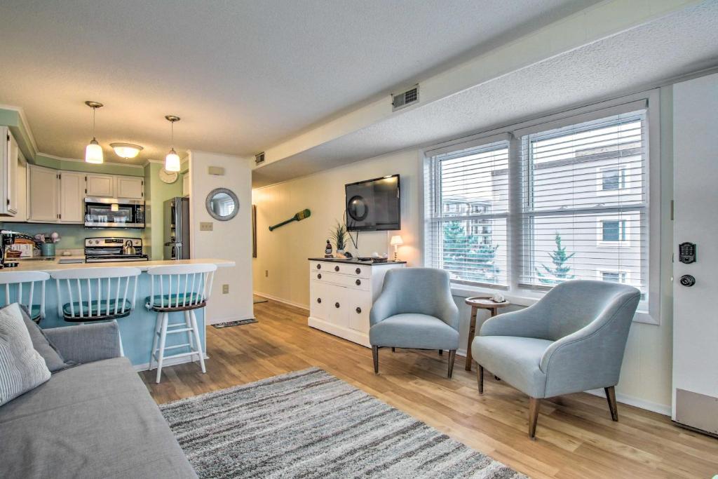 Bright Ocean City Condo about Walk to MD Beach! photo 4
