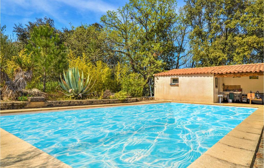 Awesome Home In Montignargues With Wifi, Private Swimming Pool And 4 Bedrooms photo 1