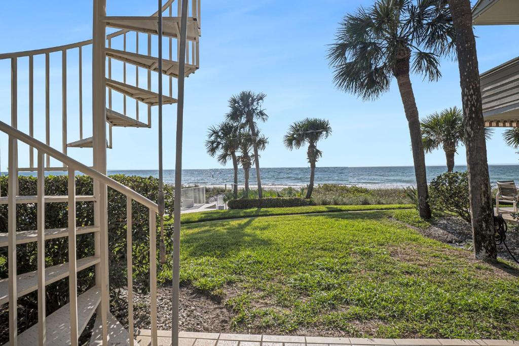 Sonrisa Unit-3/ Lovely Condo , 2 Bedrooms-2Baths photo 4
