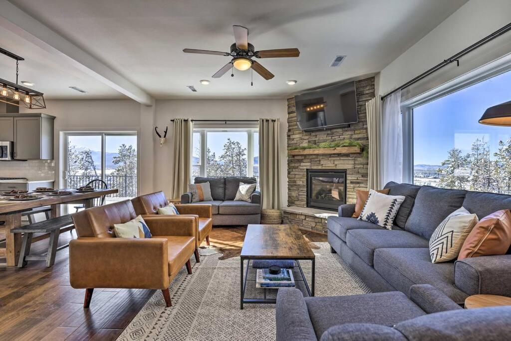 NEW! Modern Getaway w/ Hot Tub: Ski, Hike & Bike! image