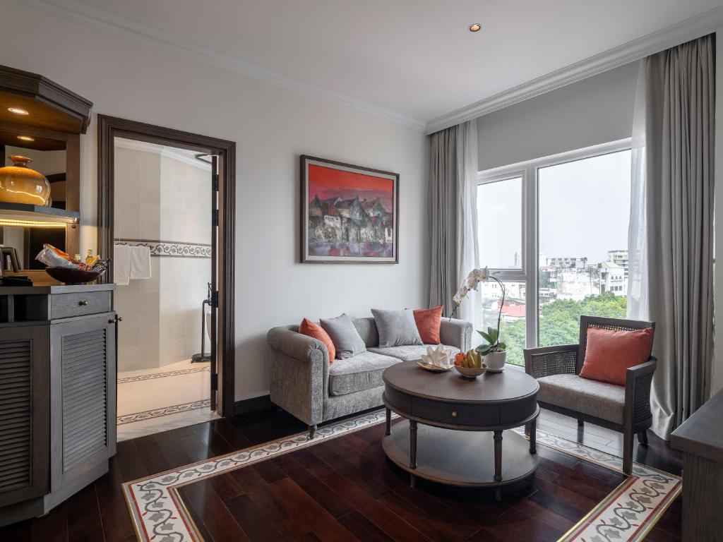 Khách Sạn De Syloia 