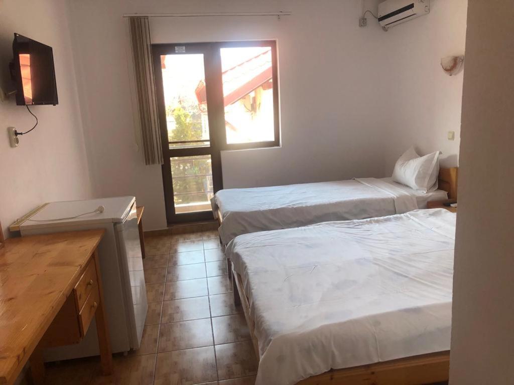 Pensiunea Casa Firu photo 1