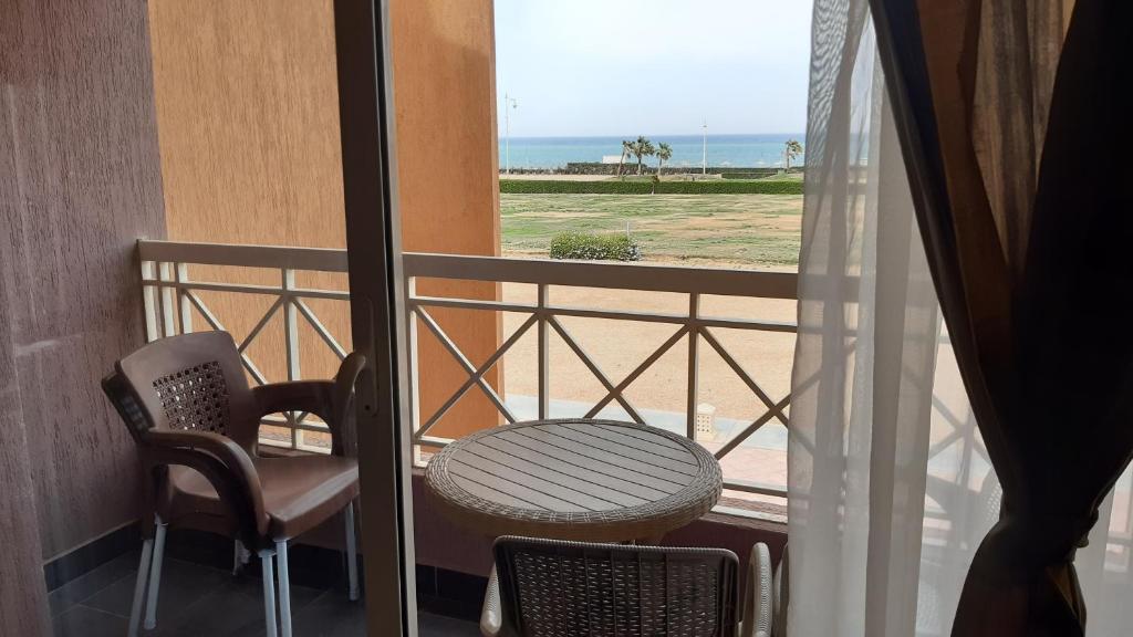 Seaview Chalet in Porto South Beach - Ain Sokhna photo 2