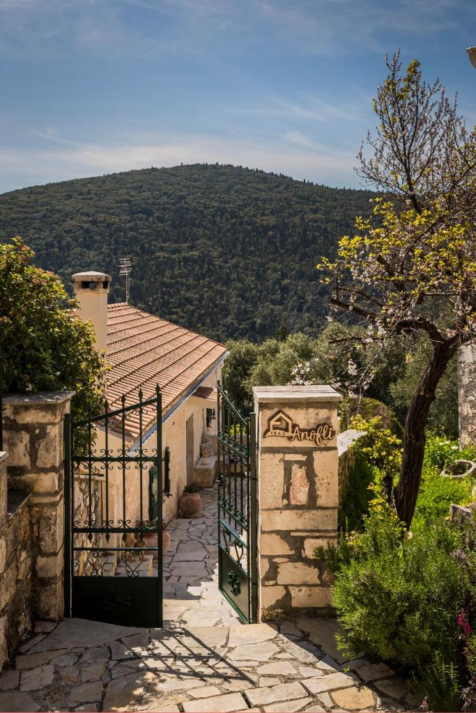 Traditional Stone House Anofli 1843 Fiskardo Kefalonia photo 1