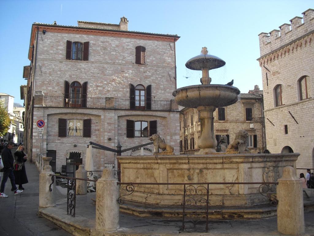 Ogni finestra è un quadro - appartamento ad Assisi photo 4