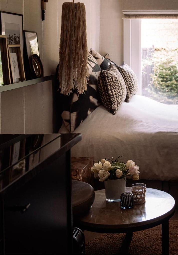 Little Escape No 2 photo 4