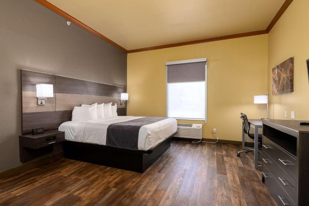 Best Western Plus Portland image