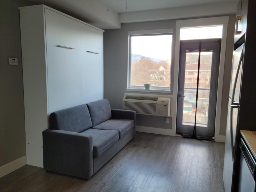 Cozy Studio Suite, 15min walk to downtown photo 1
