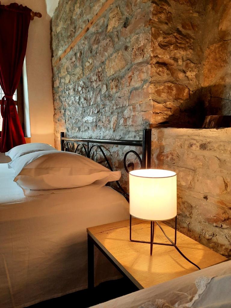Stone rooms 1850 photo 4
