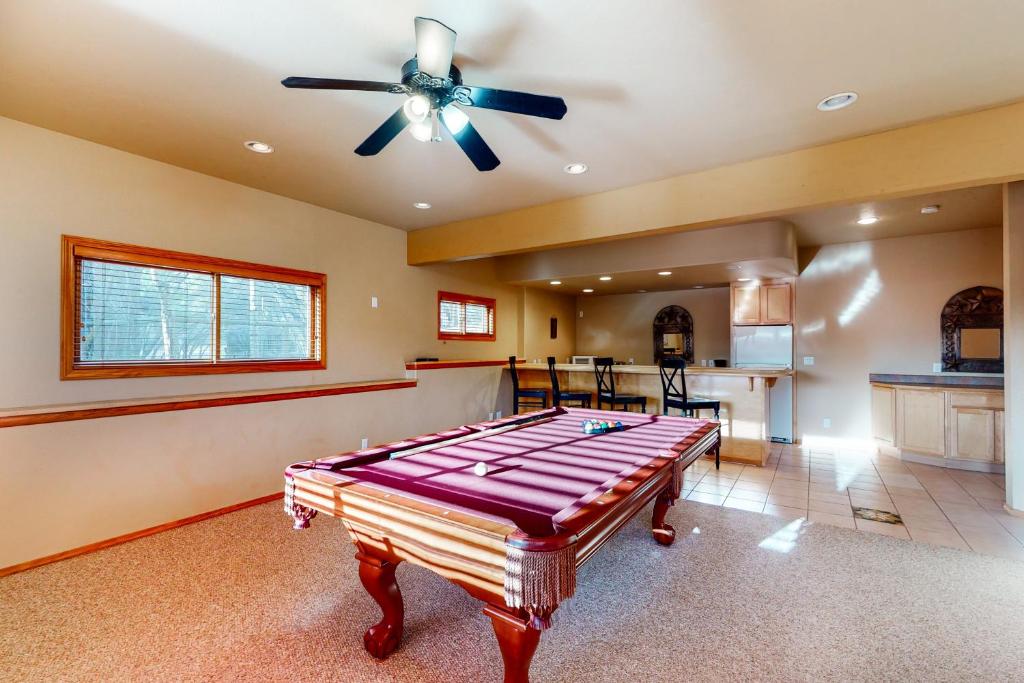 Cedar Ridge Cabin photo 3
