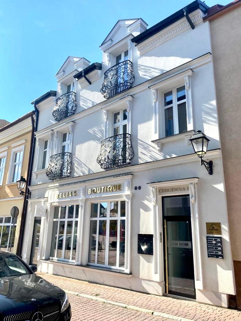Apartament Sanok-z widokiem na rynek i tarasem photo 1
