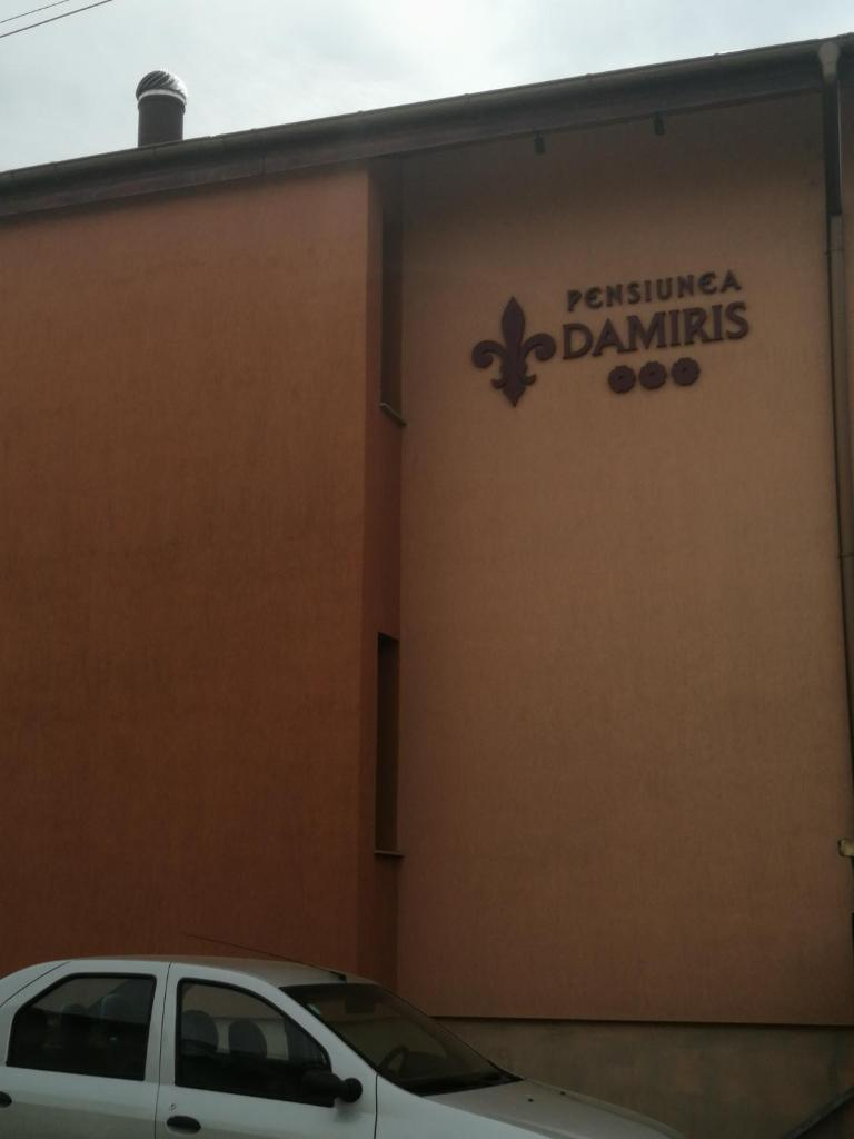 Pensiunea Damiris photo 3