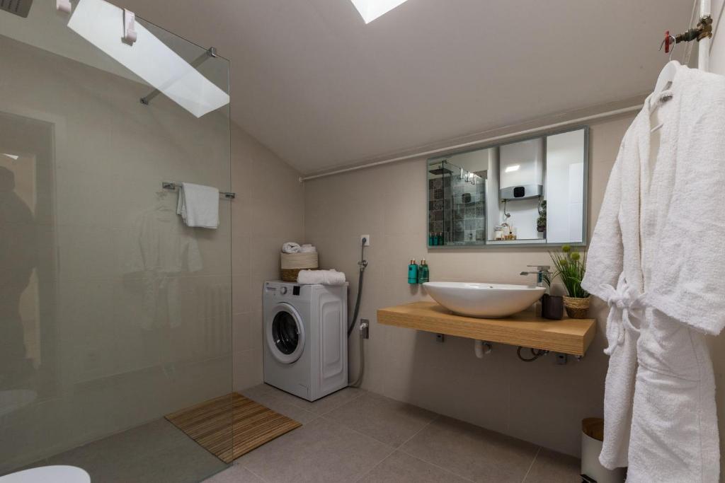 Kuki apartment with balcony photo 4