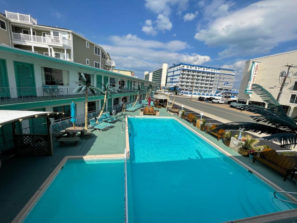 Bel Air Motel image