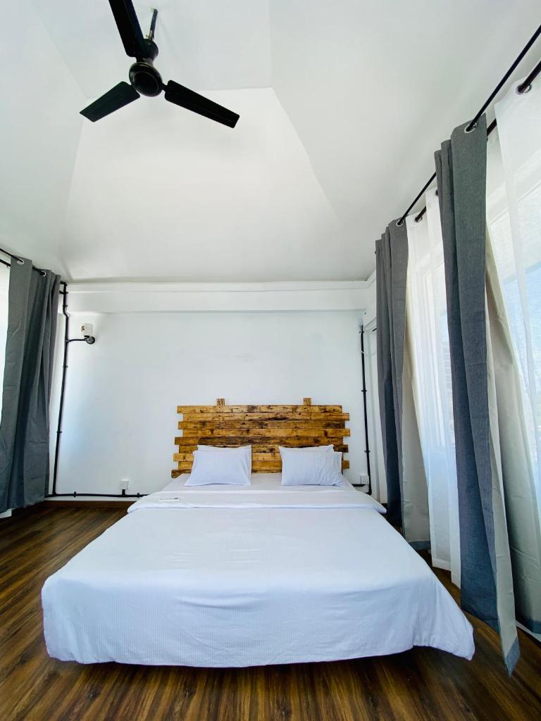 Hiraeth island home photo 4