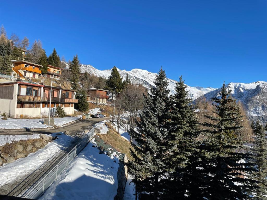 ORCIERES APPARTEMENT 6 PERSONNES AVEC PARKING