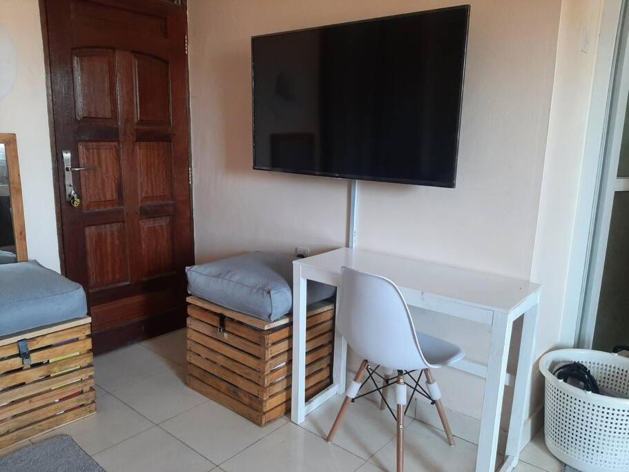 Macy's Studio Apartment photo 3