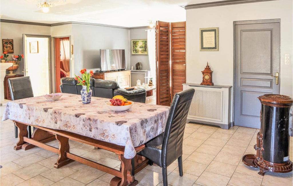 Nice Home In Verngues With Outdoor Swimming Pool, Wifi And Private Swimming Pool photo 4
