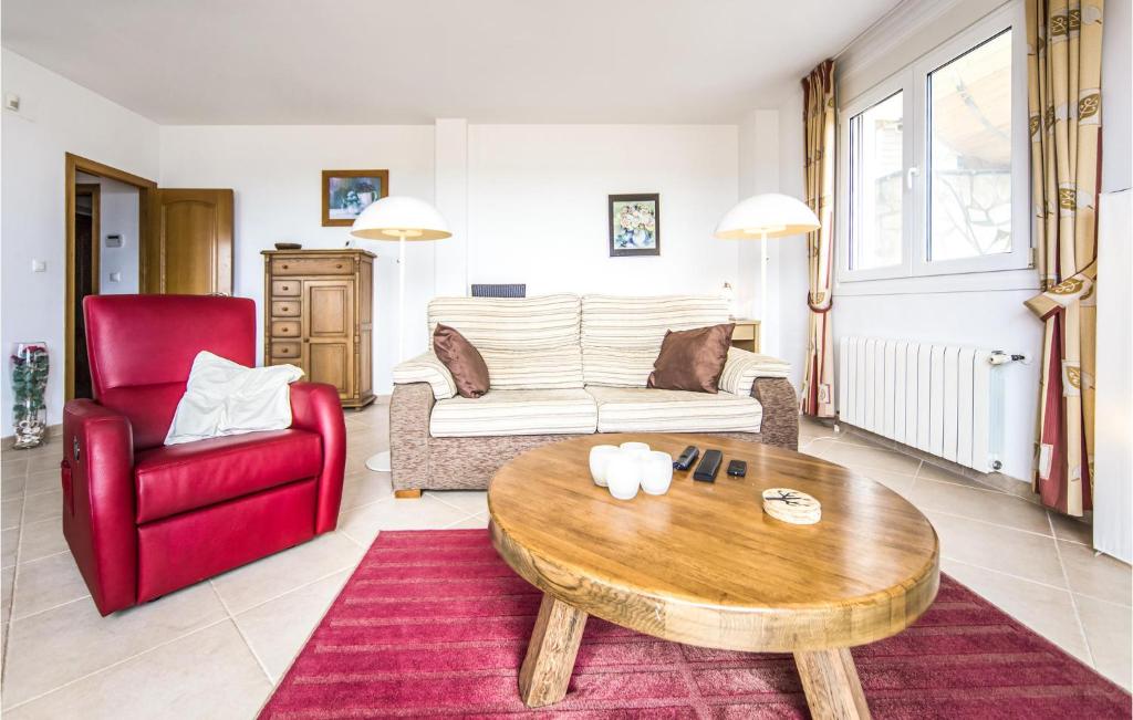 Stunning Apartment In Vinars With Wifi And 2 Bedrooms photo 3