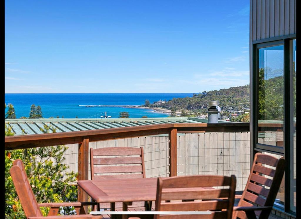 Bay Views Lorne photo 2