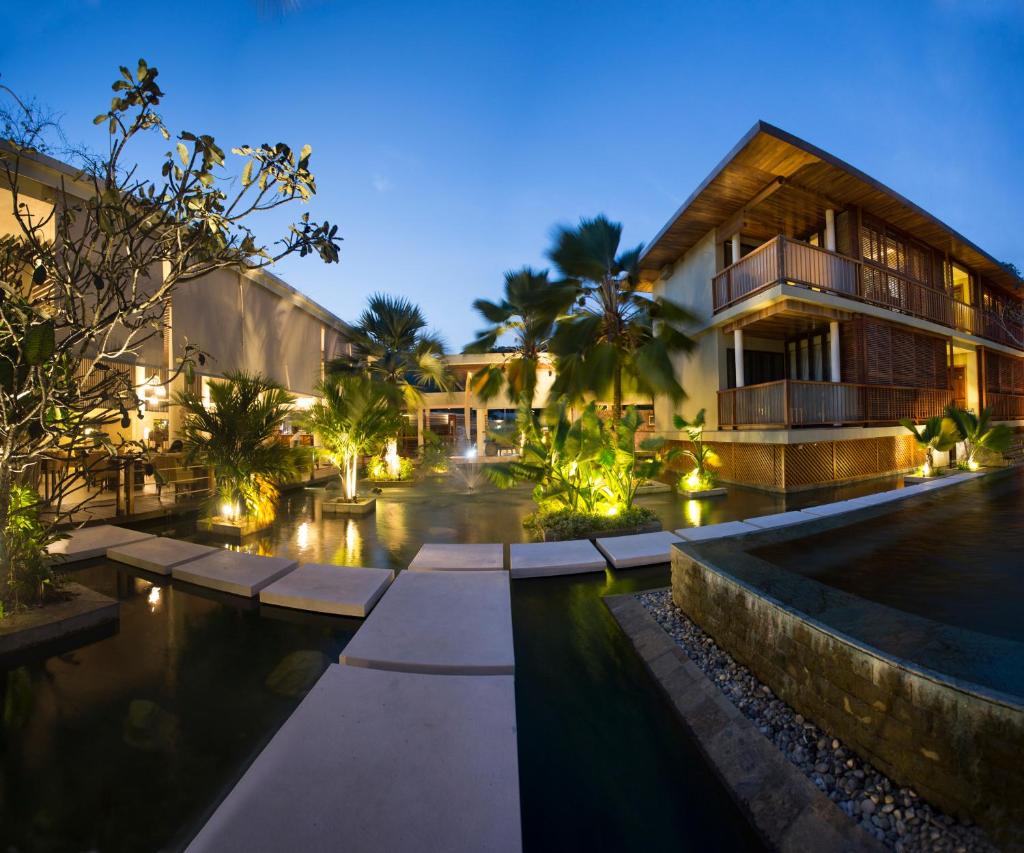 Dhevatara Beach Hotel photo 3